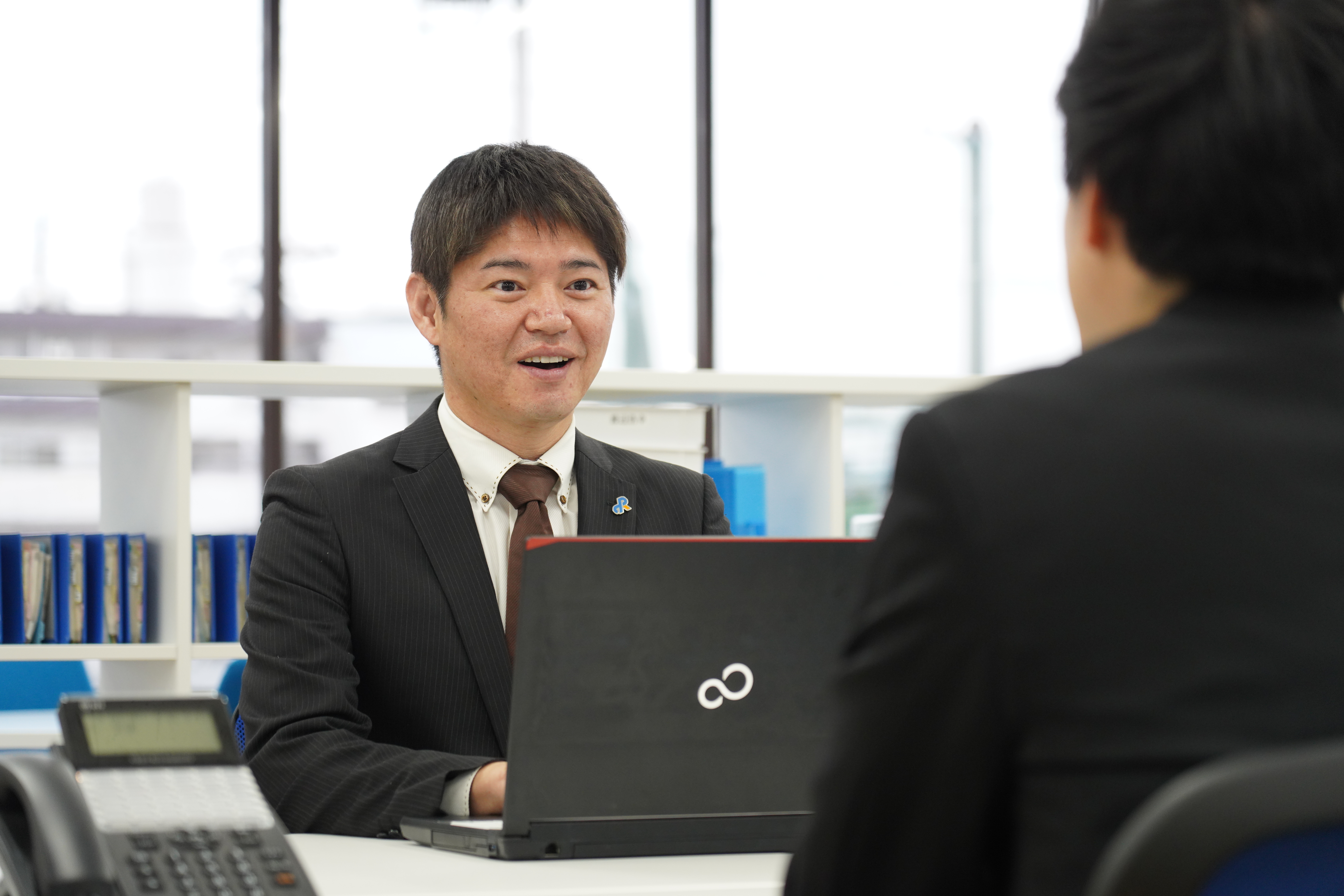 「現場の声が導いた選択。」“ちょうどいい”環境クラウドが、営業を前に進める